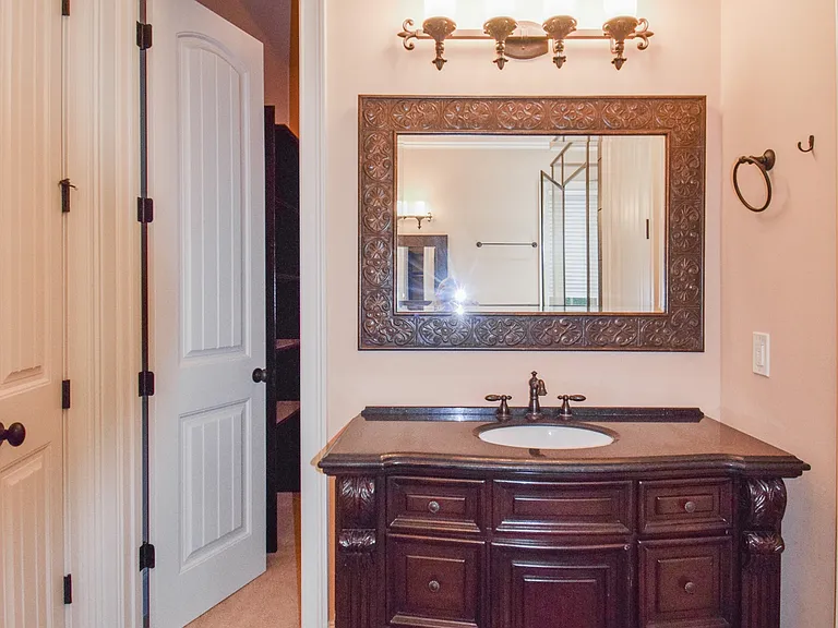 1634 Presley Ct — Photo 24