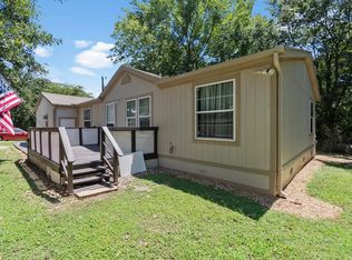 433 N Cherokee Shores Dr, Mabank, TX 75156