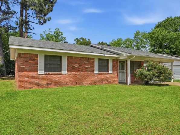 5813 La Mirado Dr, N Little Rock, AR 72118