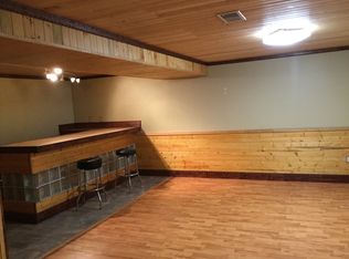 1801 N Center St, Crest Hill, IL 60403