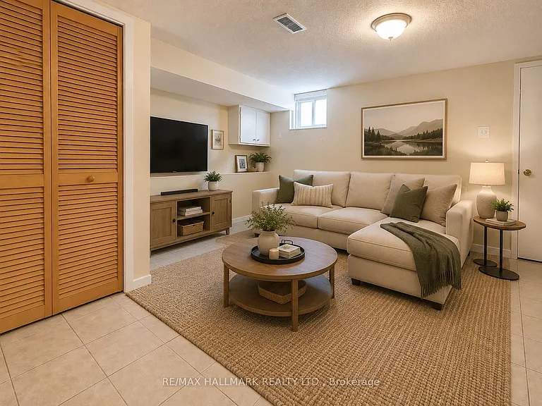 740 Kennedy Rd #31 — Photo 18