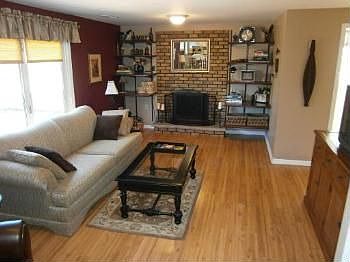2nd image of 2909 Brentwood Ct