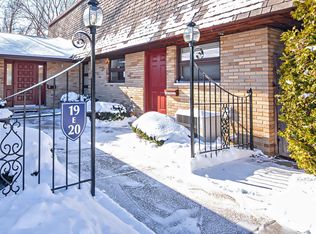 2727 S Lakeshore Dr APT E20, Saint Joseph, MI 49085