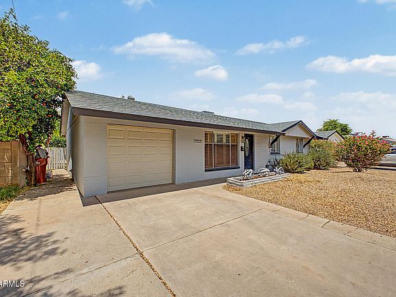 3rd image of 8330 E MONTE VISTA Road