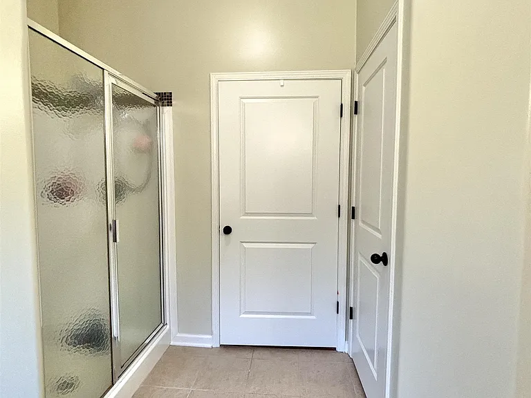 6399 William Hill Dr — Photo 27