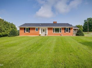 385 Sam Doak St, Greeneville, TN 37745