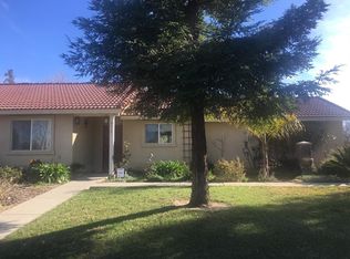711 E Margola Ave, Visalia, CA 93292
