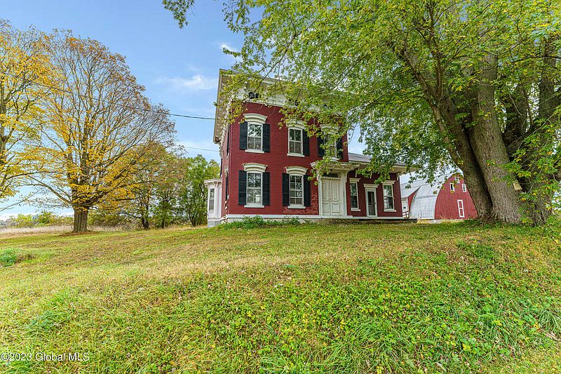 2nd image of 217 Pickle Hill Road