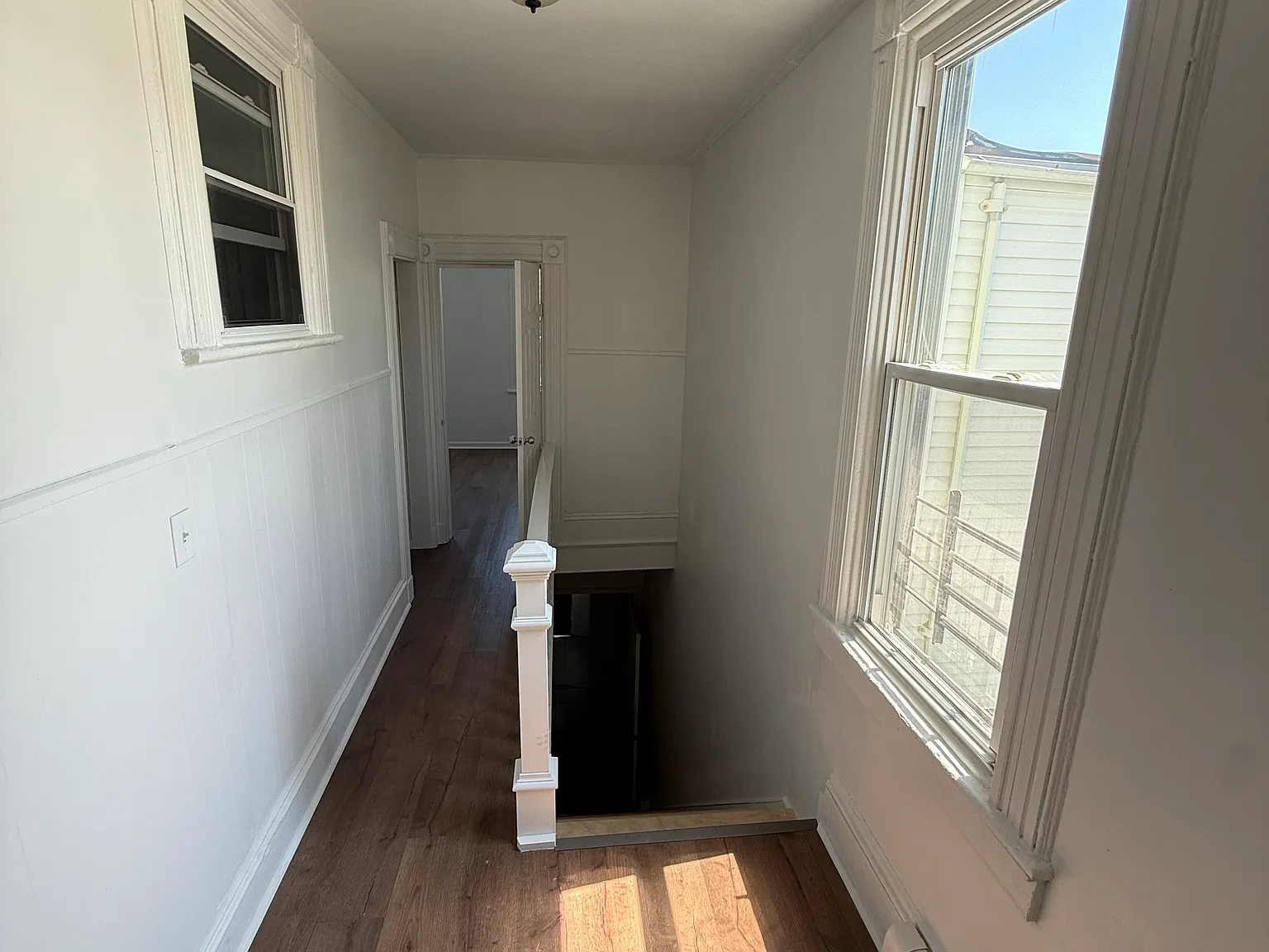 19 Long St — Photo 2