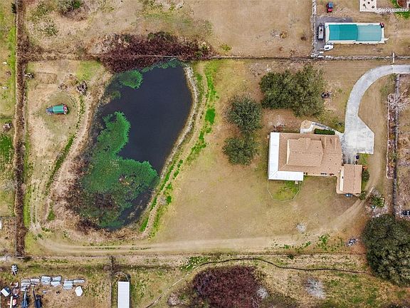 3rd image of 2921 Lampp Rd