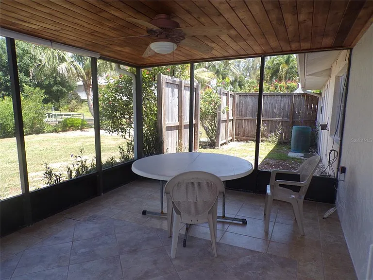 421 Orchid Dr — Photo 19