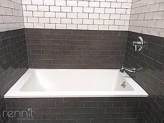 Rented by Rennit Inc.