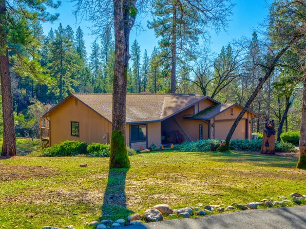 21220 Oakwood Ln, Foresthill, CA 95631