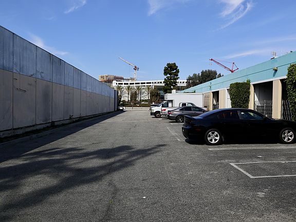 3rd image of 3732 W Century Blvd Suite 10