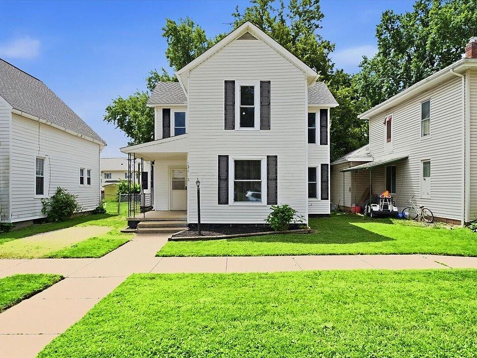 1st image of 620 W Gambier St #1/2