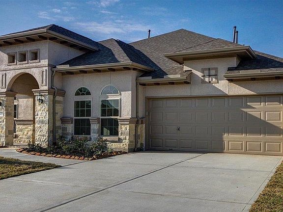 3rd image of 4805 Terrassa Ln