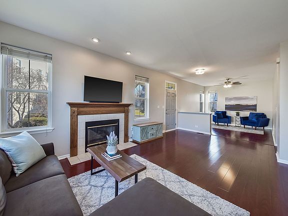 4th image of 2957 Langston Cir
