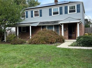 15 McCloskey Rd, Flourtown, PA 19031
