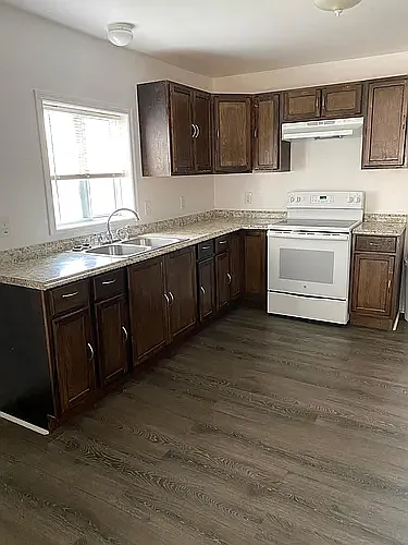 263 Mkt - B — Photo 2