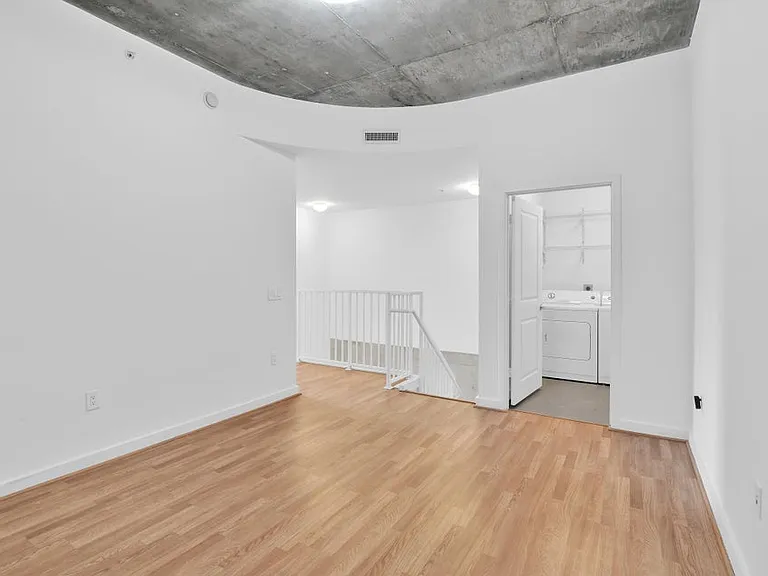 300 S Australian Ave #125 — Photo 17