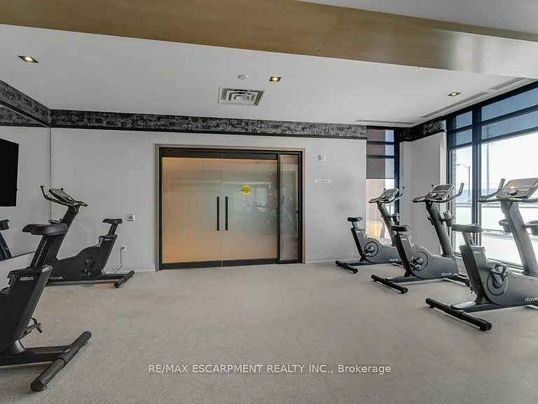 480 Gordon Krantz Ave #303 — Photo 31