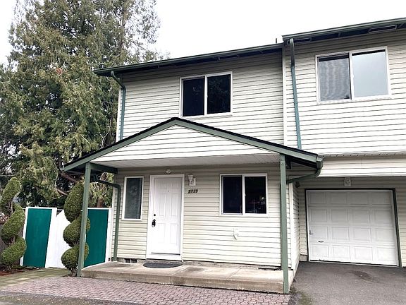 2nd image of 3735-3739 SE 162nd Ave