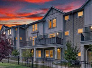 435 S South Point Ln SW, Airdrie, AB T4B 5G8