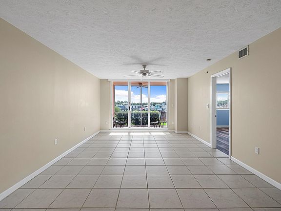 4th image of 5167 N Highway A1a #103