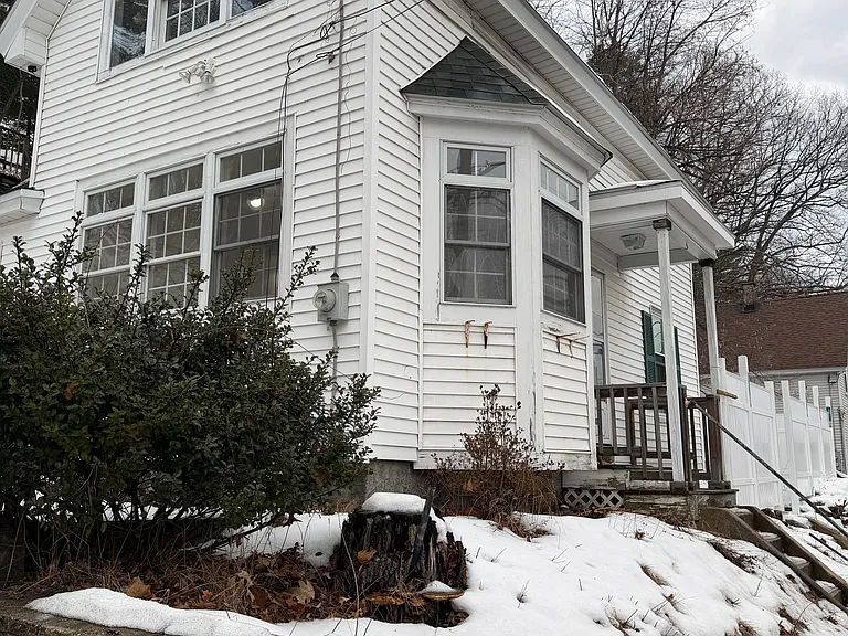 408 Front St — Photo 16