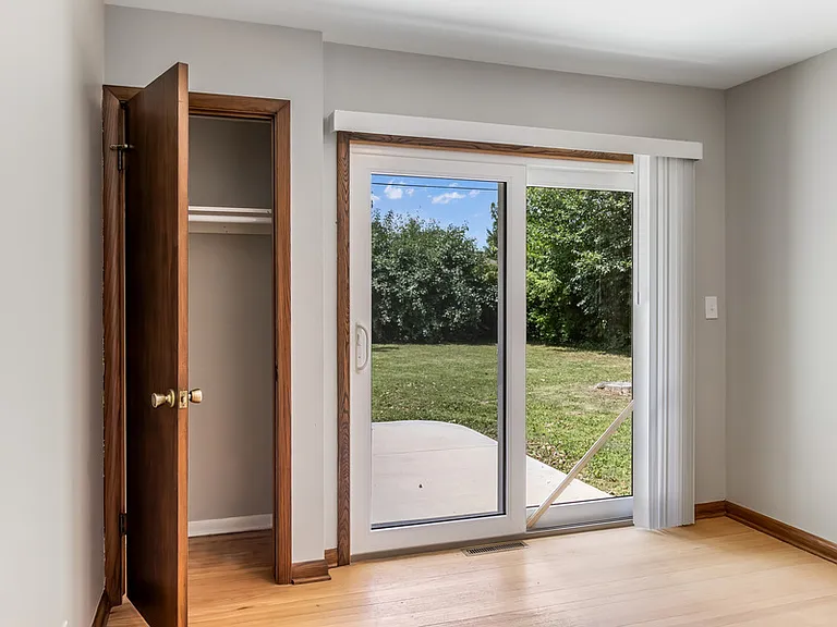 W148N8117 University Dr — Photo 15