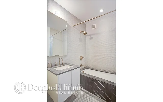 Sold by Douglas Elliman | media 14