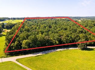 1 Vanleer Hwy, Charlotte, TN 37036