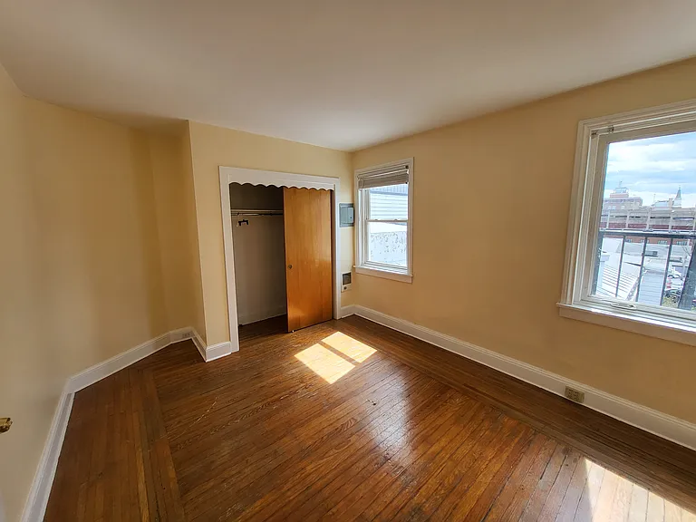36 E Walnut St #4 — Photo 16