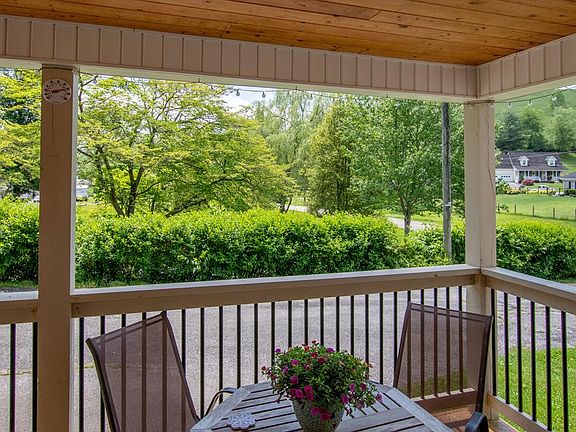 5th image of 435 Sulpher Spring Rd