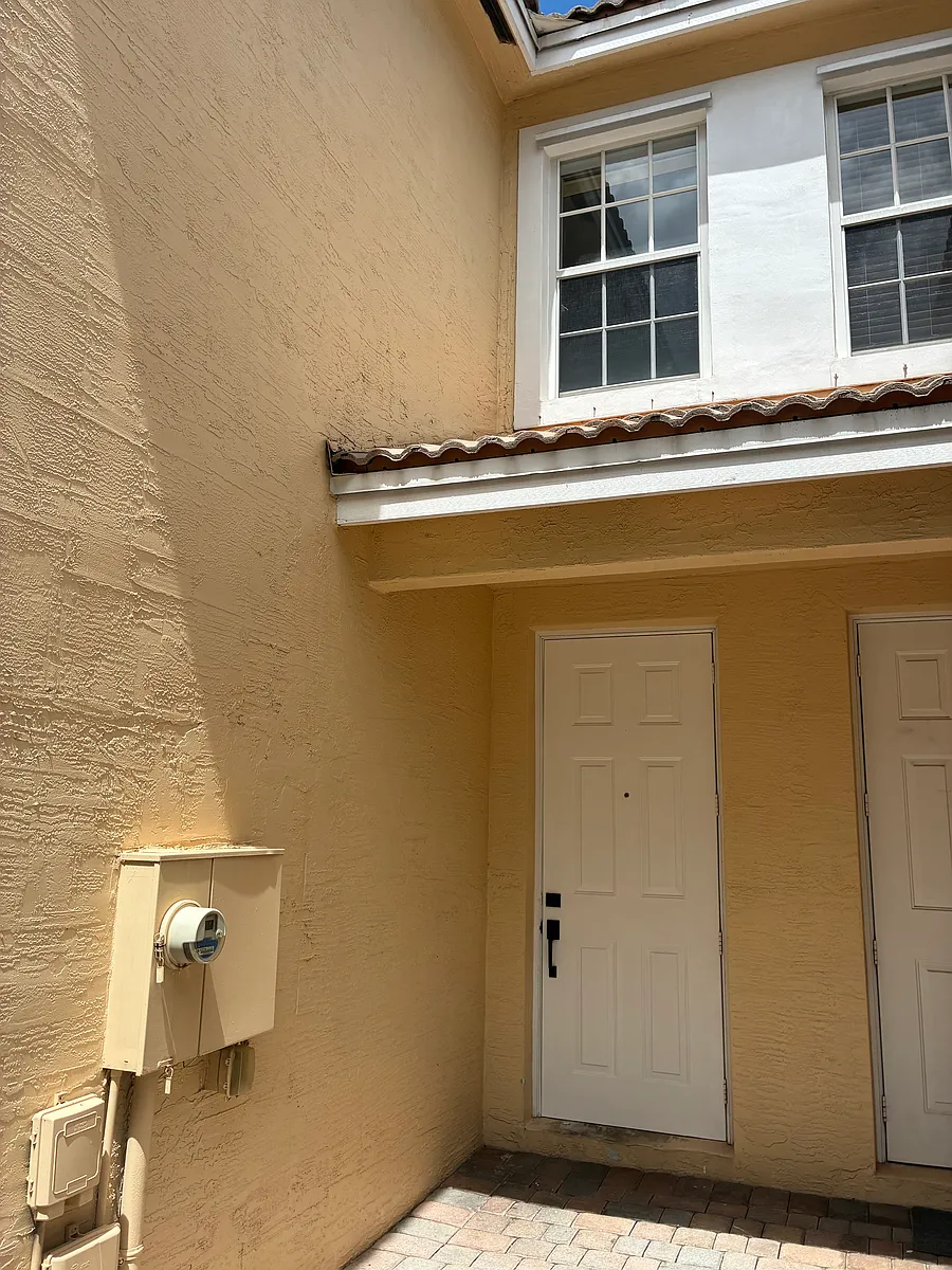 Building Photo - 6358 Landings Way