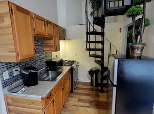 317 W Fayette St #1B, Syracuse, NY 13202
