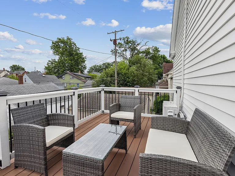 1433 Olivewood Ave — Photo 39