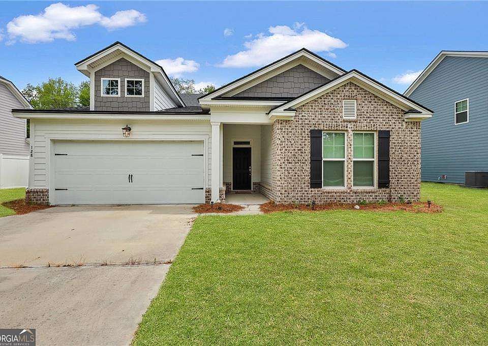 1st image of 128 Clearwater Dr