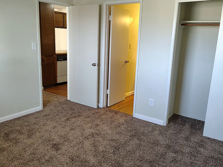 2401-12 Christmas Tree Ln #13 — Photo 20