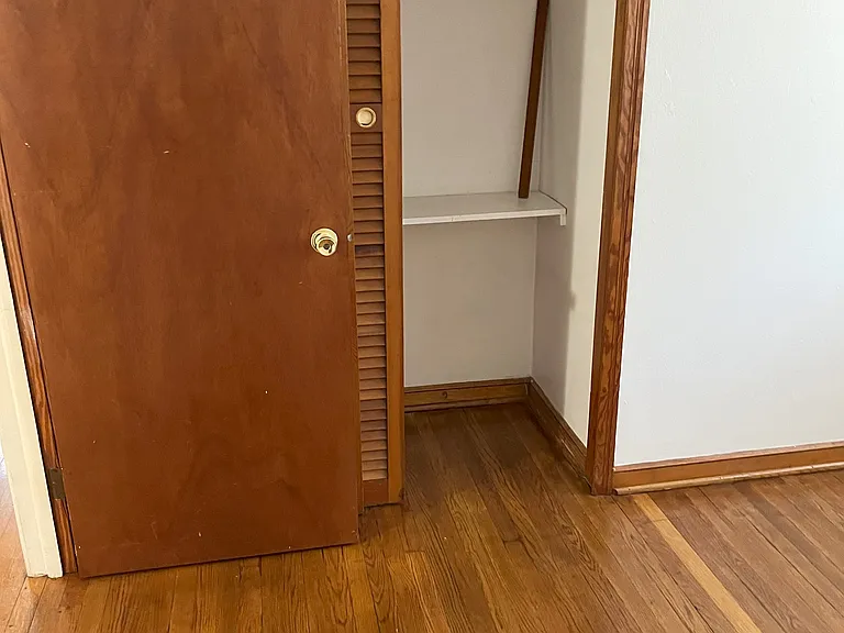 428 Eastwood Dr — Photo 12