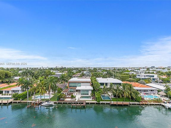 5th image of 9940 W Bay Harbor Dr #7G