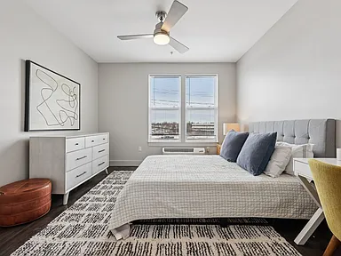 SilverLake Apartments