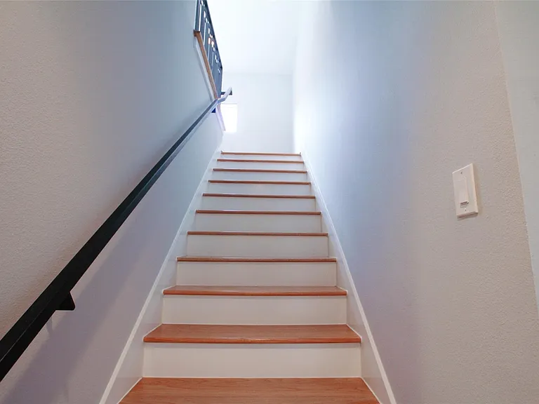 4701 Caroline St — Photo 17
