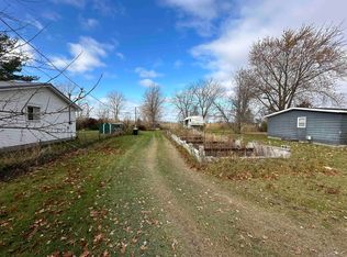 2030 S Green Dr, Au Gres, MI 48703