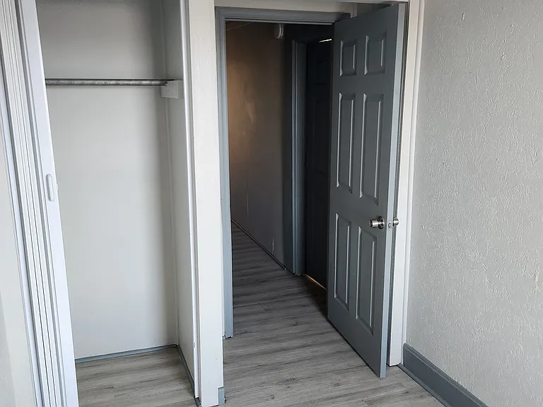 35 S 2nd St #4 — Photo 14