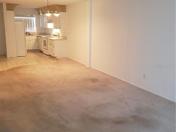 4th image of 313 Dirksen Dr APT B2