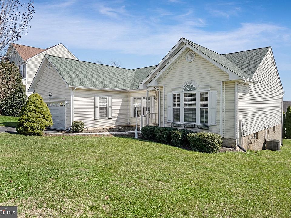 1st image of 293 Pastoral Ct