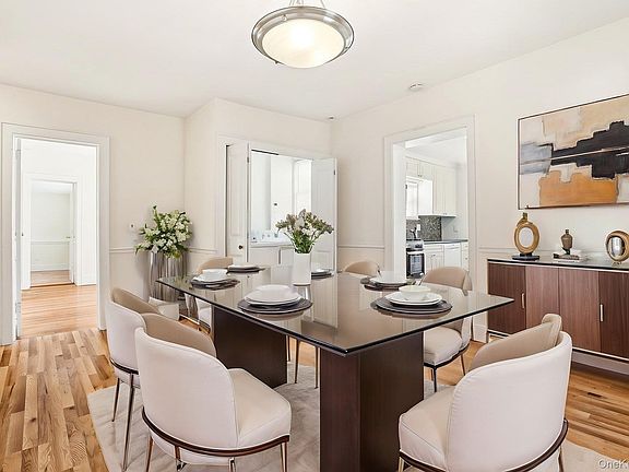 4th image of 109 Hillside Pl Floor 2
