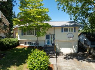 1611 SW Carson St, Portland, OR 97219