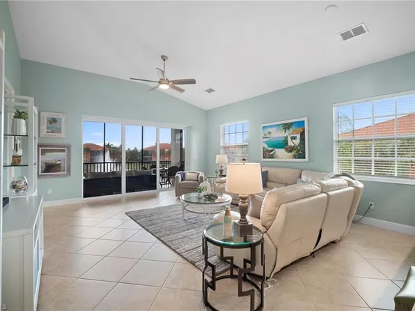 6393 Legacy CIR #2104, NAPLES, FL 34113